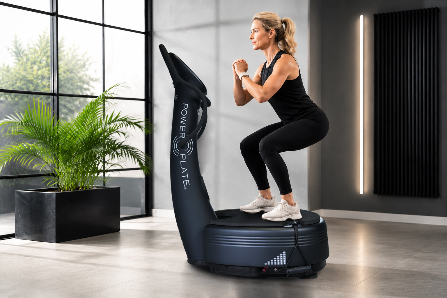 Training auf der Power Plate im Studio